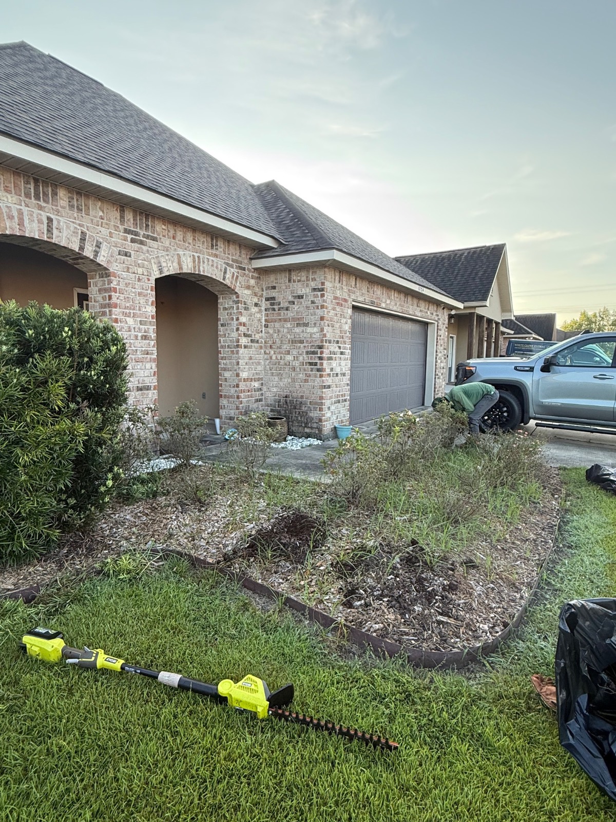Mulching & Seasonal Cleanup transformation Before